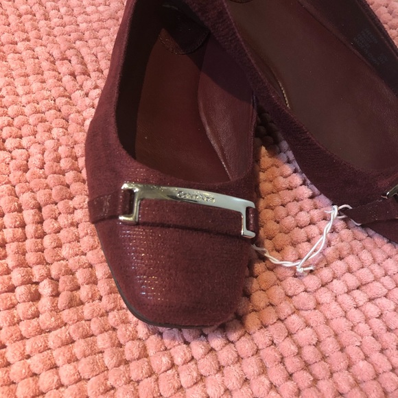 [Calvin Klein] Burgundy leather Flats. Size 7.5 - Picture 5 of 8